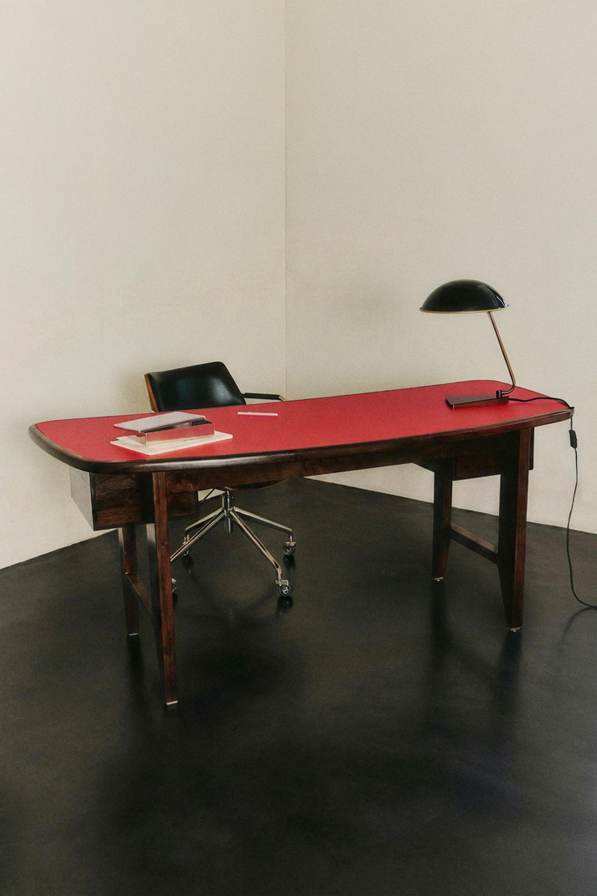 BUREAU EN BOIS DE TECK BRILLANT